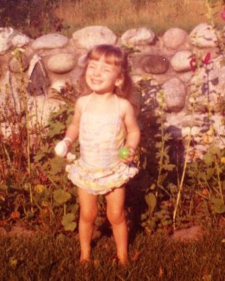 1964 08 Howse, Darby after finger accident a