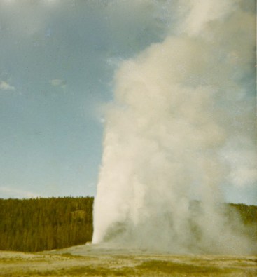 1965 Yellowstone 6 OlFaithful
