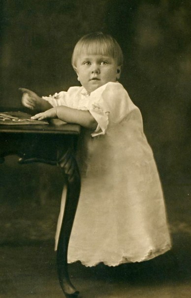 G 2D Gertrude prof. baby