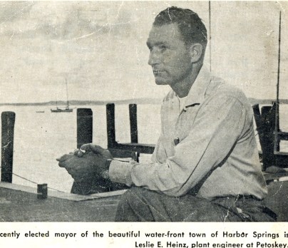 Les, Mayor from Telephone mag